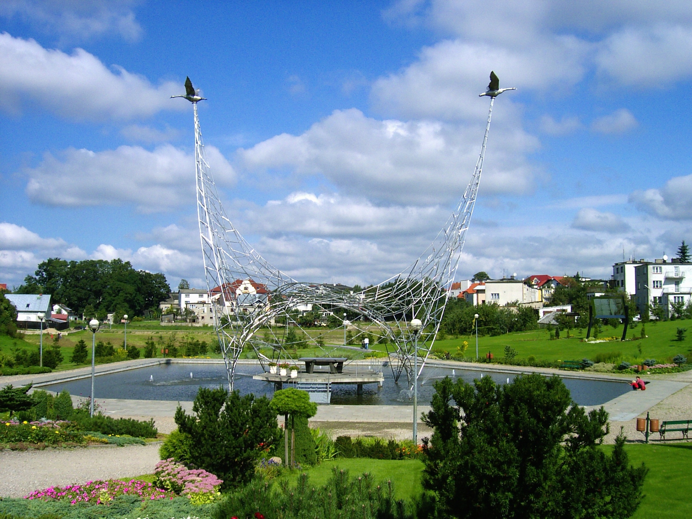 Park Kulturowy w Sierakowicach w szerszym kontekście
