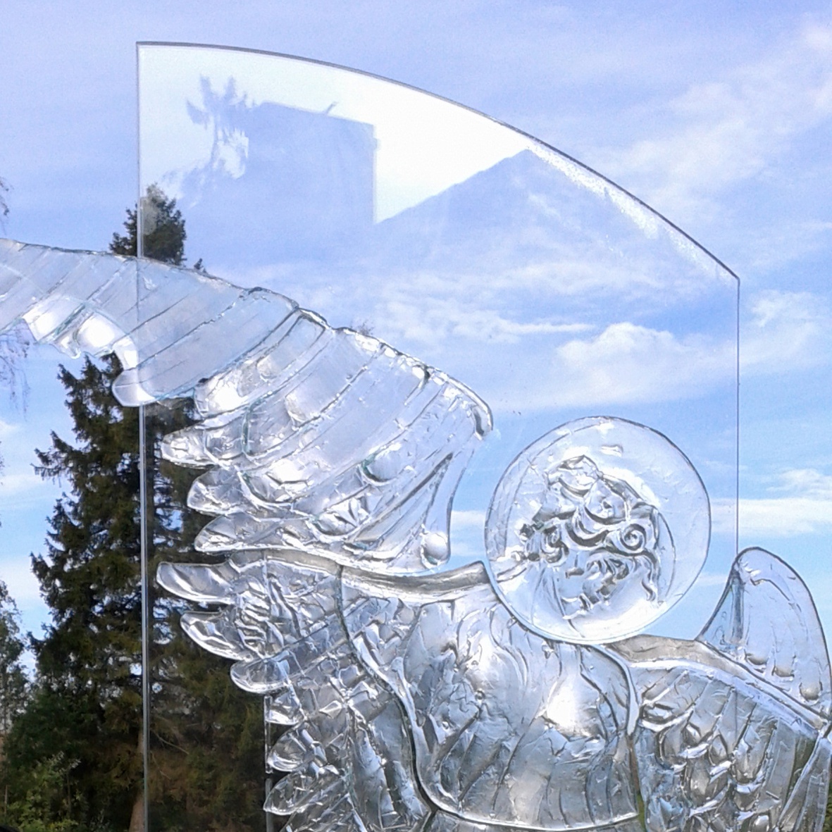 Detail of the relief glass texture
